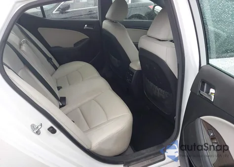 2013 Kia Optima Sx z USA, uszkodzony, nr VIN 5XXGR4A65DG158742